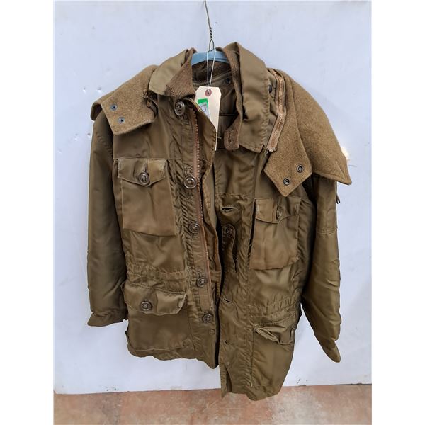 *Vintage Military Winter Coat 1950 - October 1964 - Size L