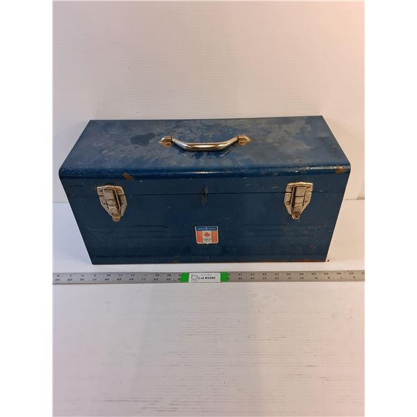 (1) Metal Toolbox w/Tray  - Mastercraft  (20" x 8 1/2" x 9 1/2")- PICK UP