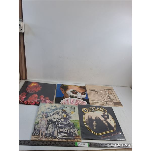 (5) Outlaw Records- Playin To Win, Bring It Back Alive, Lady In Waiting, Misc