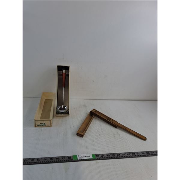 Vintage Wooden Folding Ruler, Therma Stir Spoon ( as is)