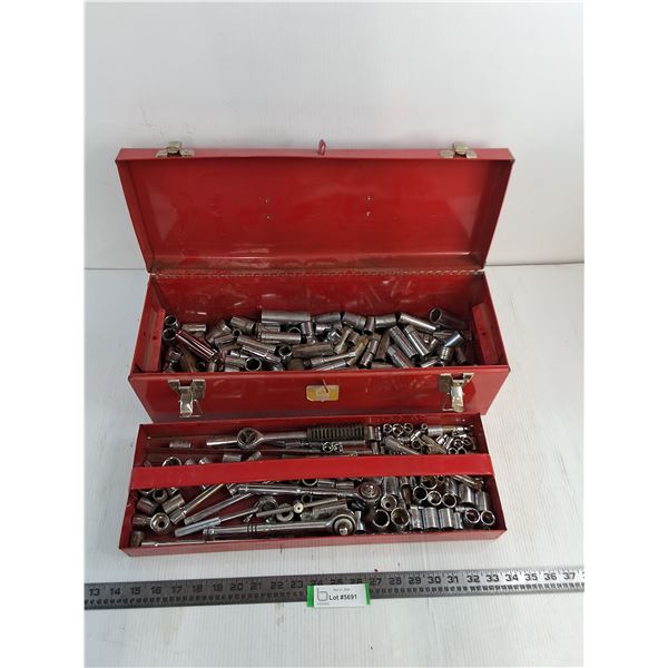 Metal Tool Box w/Contents (Ratchets & Sockets) - 20x7x7" - PICK UP ONLY