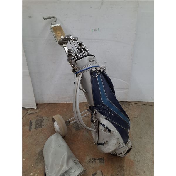 *Wilson's Golf Bag with Clubs. Cannot Ship