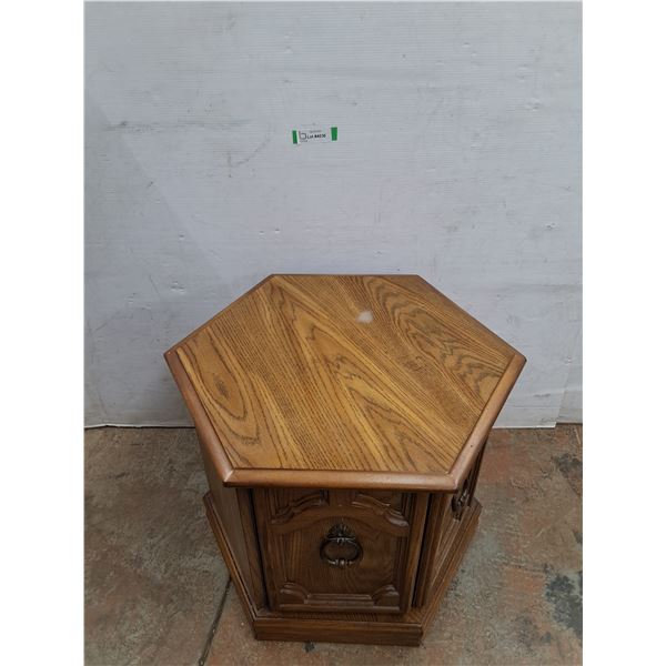*Vintage Hexagonal Wooden End Table. Cannot Ship