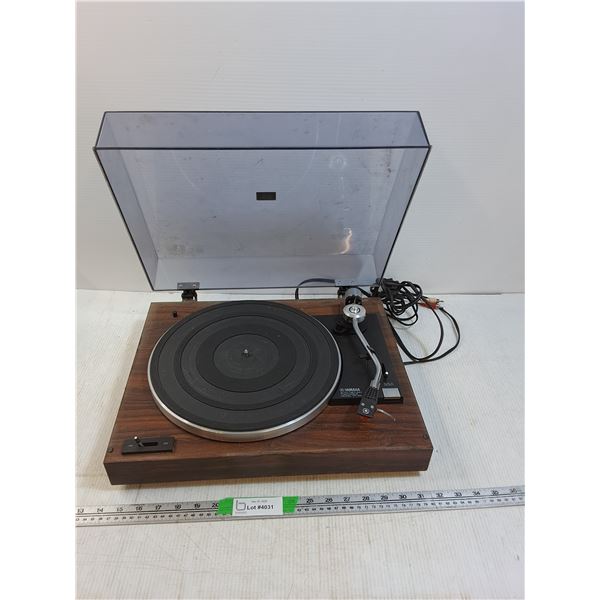 Yamaha  Record Player As Is 16.5"x13" - PICK UP