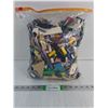Image 1 : Large Bag of Assorted LEGO in 12"x14" Ziploc