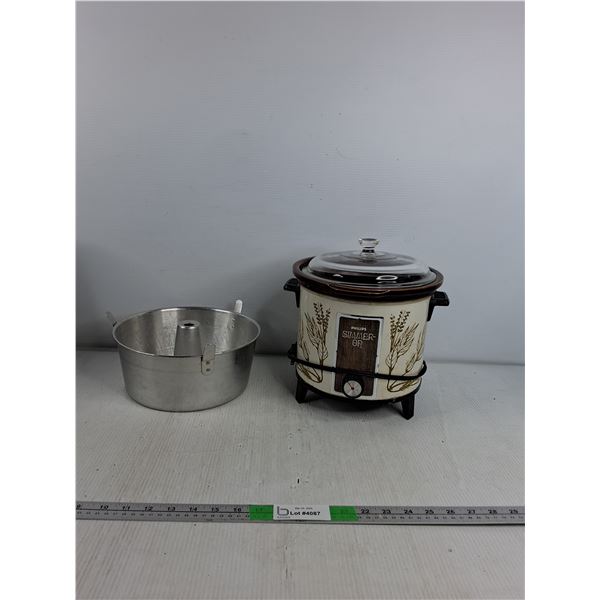 Philips Crock Pot, Cake Pan (as is) - PICK UP ONLY