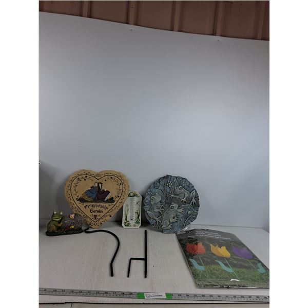Tulip Windmill, Temperature Gauge,  Garden Decor ( as is) - PICK UP