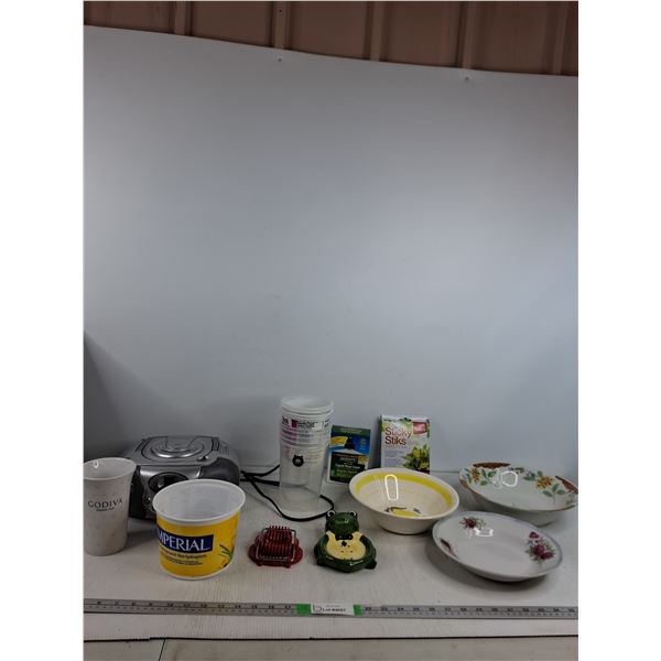 CD Player ( as is), Glass Bowls, Mug, Sticky Pads, Misc - PICK UP