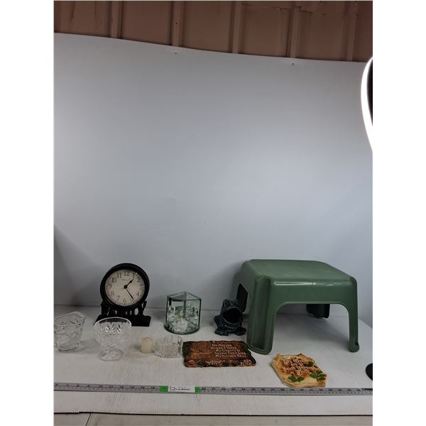 Clock ( as is), Mantle Decor, Misc - PICK UP