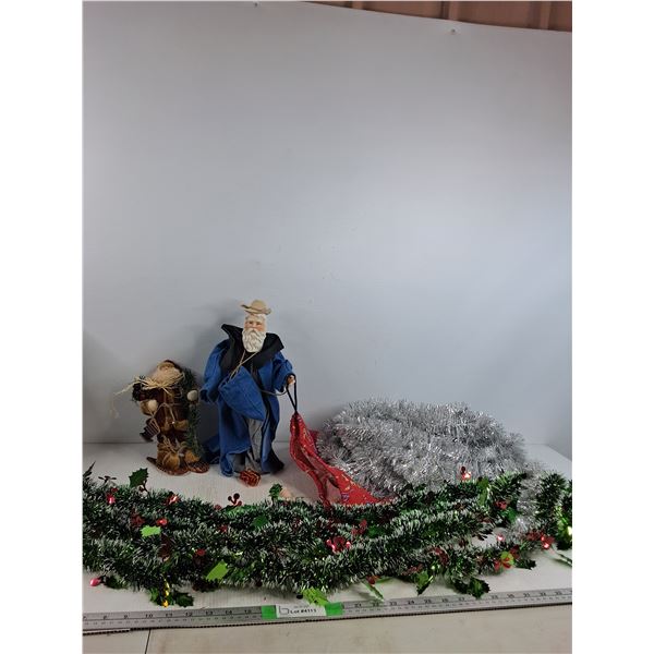 (2) Santa Figurines, Decorative  Garland