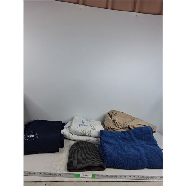 Blanket, Hat, Fitted Sheets, Flat Sheet, Towel