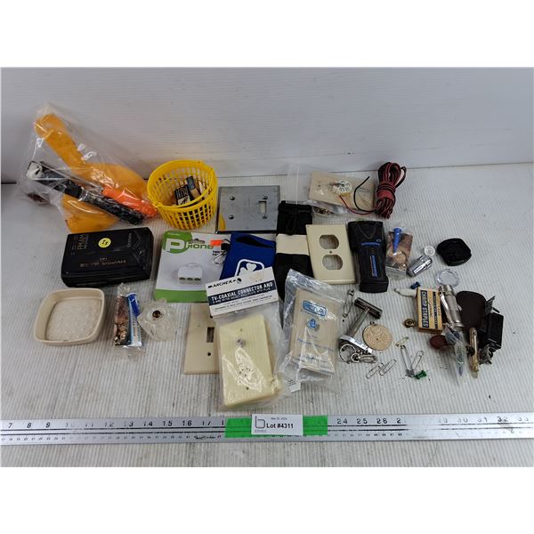 Citizen FM/AM Stereo, Putty Knife, Wires, TV Coaxial Connector, Triple Jack, Misc
