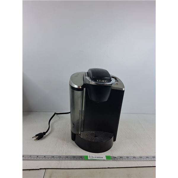 Keurig Coffee Machine (powers on) - PICK UP