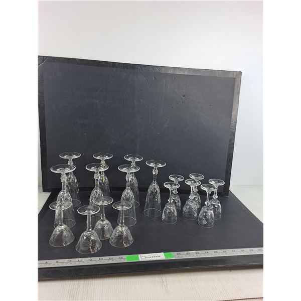 Glass Champagne Glasses - PICK UP