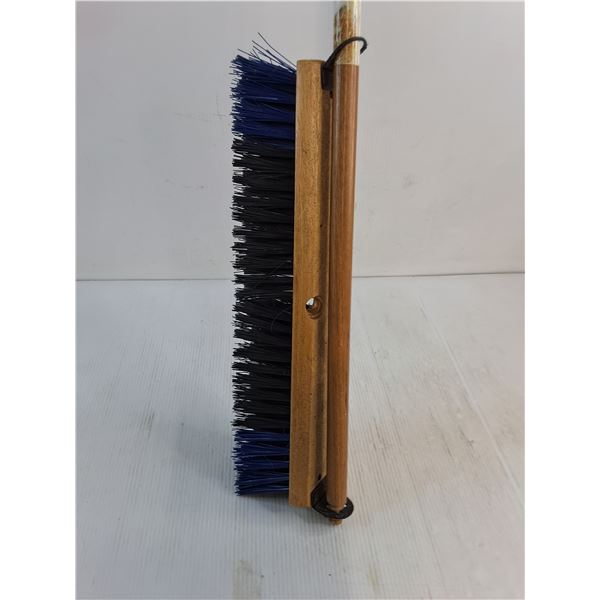 Rona 19" Path Floor Broom - Unassembled - 54" Handle - Cannot Ship