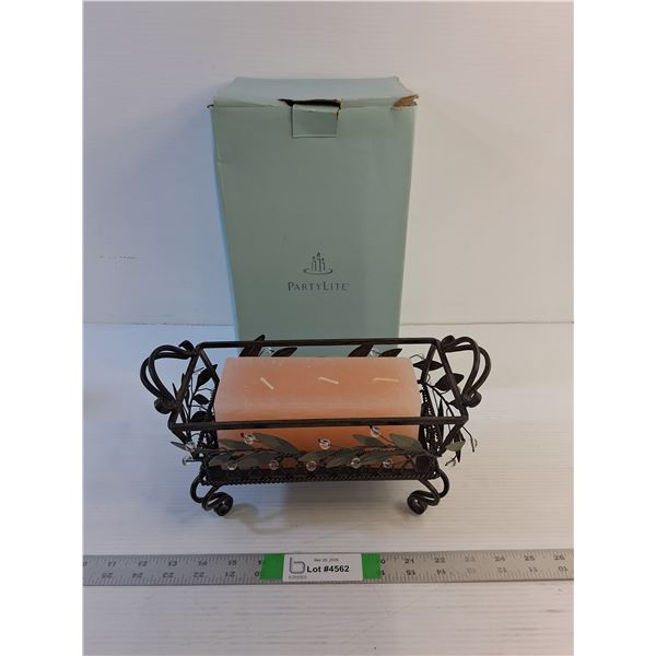 Partylite - P8695 (Garden Lites Brick Tray) Apricot/Basil Candle