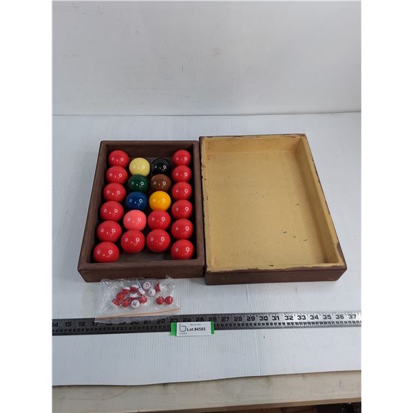 Set of Billiard Balls w/Number Markers in MDF Box - Pick Up Preferred