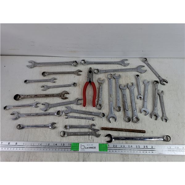 Snap On 9/16 Combo Wrench, Assorted Combination Wrenches, Pliers