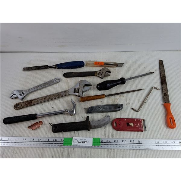 Nail Puller, Metal Files, Adjustable Wrenches, Leather Knife, Utility Knives