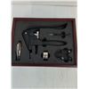 Image 2 : La Vigna Wine Accessory Kit - Appears Unused