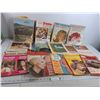 Image 1 : Assorted Vintage Magazines & Calendars