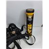 Image 6 : (2) Tow Ratchet Straps, (2) Shovel Heads, Moly Grease, Bungee Cords - PICK UP