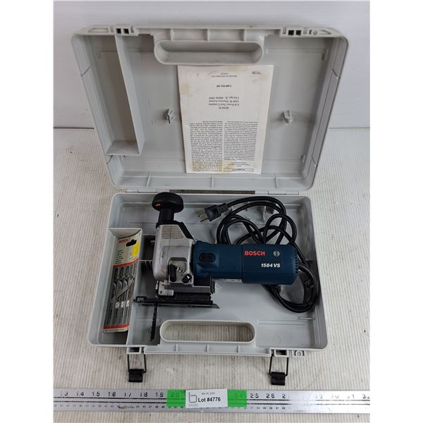 Bosch 1584VS Reciprocating Saw - Powers On, As Is w/Replacement Blades