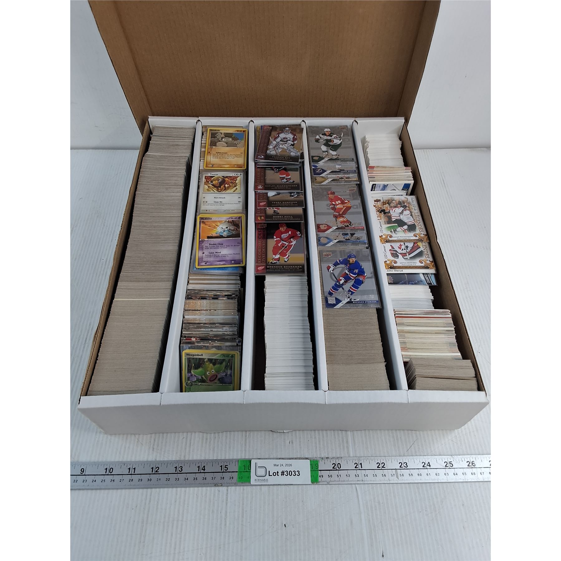 Box of over 5,000 Assorted Cards-Rookies-Inserts - Bodnarus Auctioneering