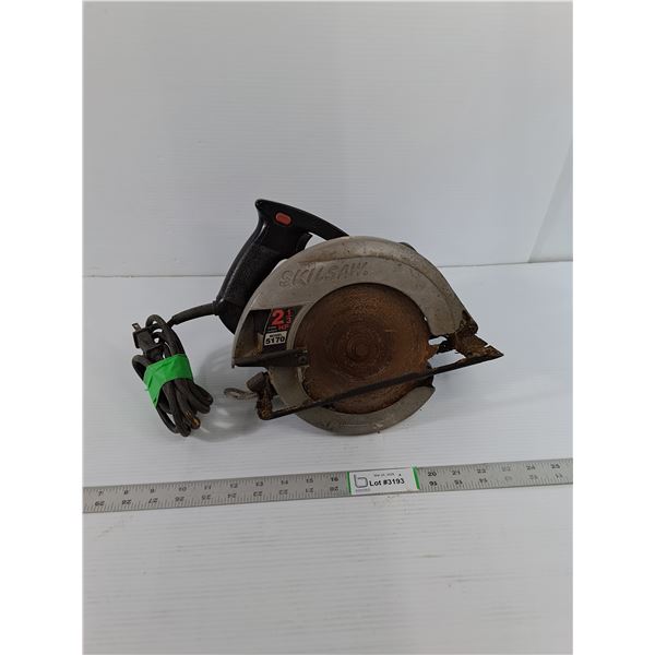Circular Saw - Skilsaw  - Powers On  - As Is - PICK UP