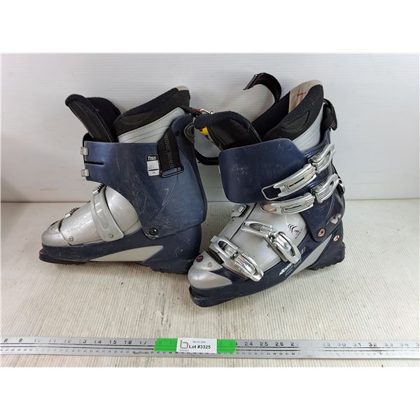 Nordica F9 CQ Comfort Fit Ski Boots- Size 12"