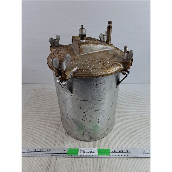 Vintage Pressure Paint Pot - PICK UP ONLY