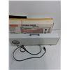 Image 3 : Mastercraft Portable Heater - Powers On - 24.5" Length - PICK UP