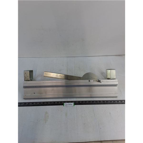 Black & Decker Mitremate - 27" Length