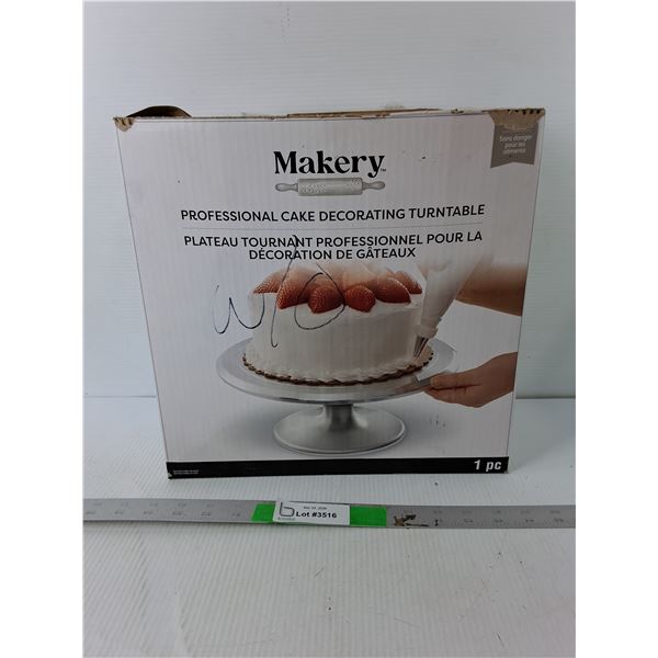 Makery Cake Decorating Turntable 11.75" Diameter