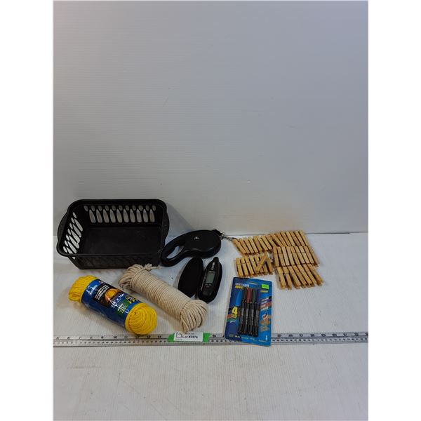 Storage Tub Approx  11"x7.5 ", Polypropylene, Tire Gauge, Disc Markers, Wooden Pegs, Dog Leash