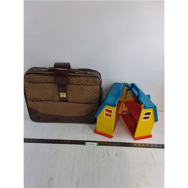 Cathay Pacific Suitcase - 18x15x5", Toy Play House - PICK UP