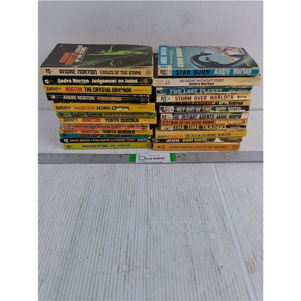 (24) Vintage Andre Norton Paperback Novels