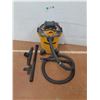 Image 1 : * 6 Gallon Shop-Vac, Powers On, Cannot Ship, w/ Attachments