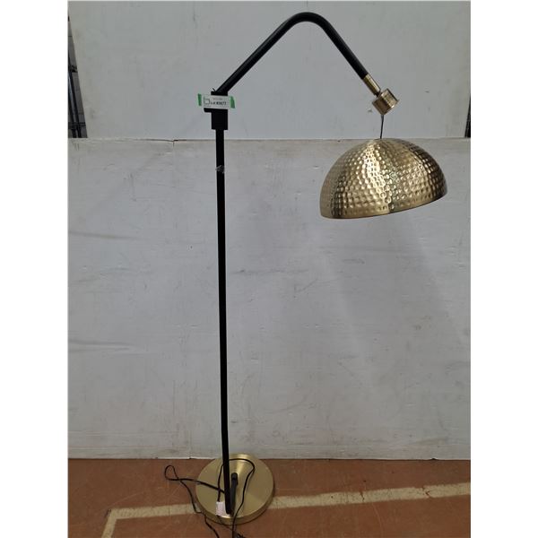*Floor Lamp.59" Tall.  As Is - PICK UP ONLY