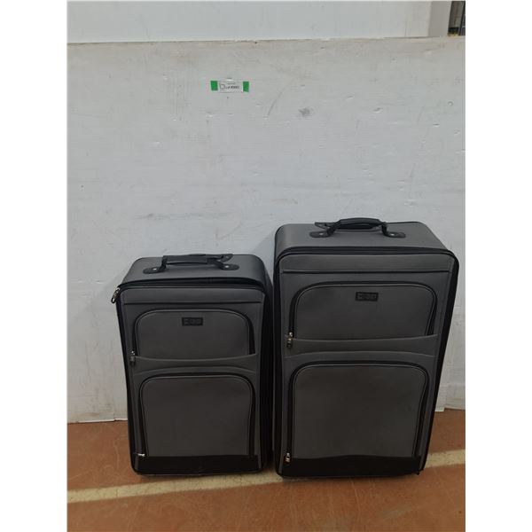 *Chaps (2) Piece Suitcase Set - PICK UP ONLY