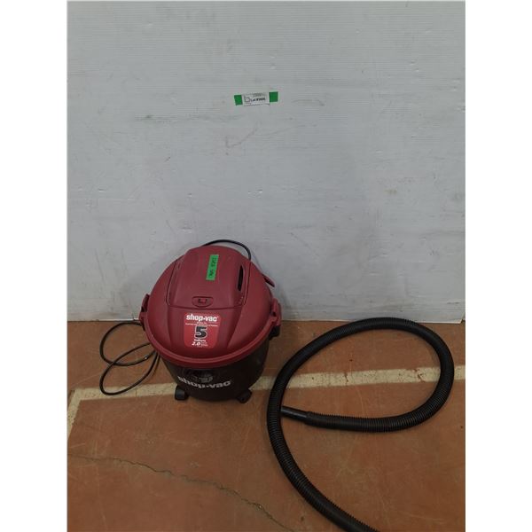 *Wet/Dry Shop Vac 5 Gallons, 2.0 Peak HP with Hose Attachment. Powers on - CANNOT SHIP