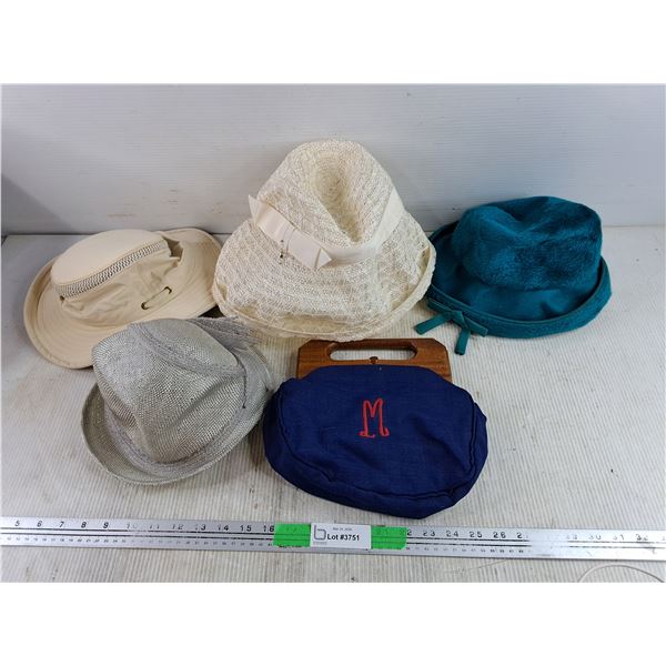 (4) Woman's Hats & M Fabric Purse w/ Wooden Handle
