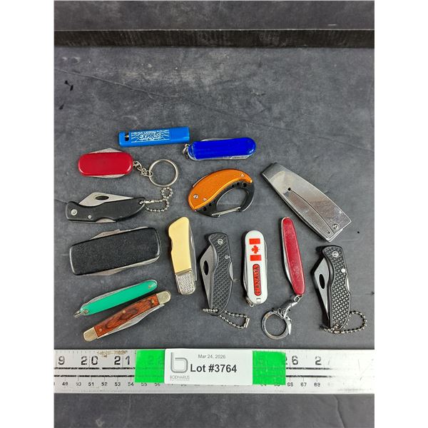Assorted Folding Pocket Knives