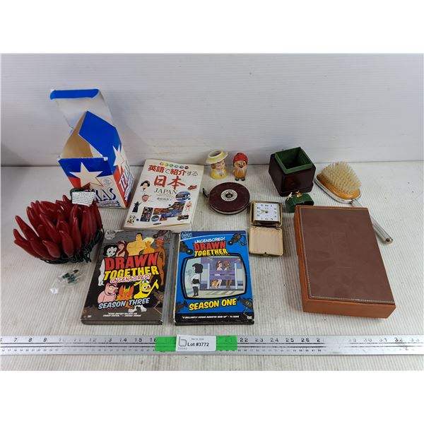 DVD Drawn Together Uncensored, Texas Chili Pepper Light, Pocket Watch, Measuring Tape, Misc