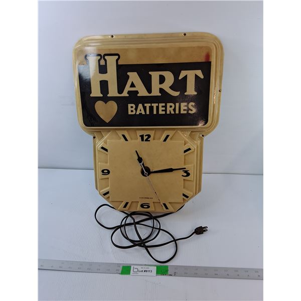 Hart Batteries Light Up Plastic Wall Clock 21.5" x 17.25"- Working - PICK UP ONLY