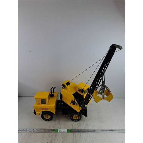 *Vintage Tonka Pressed Steel Toy Excavator - PICK UP