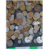 Image 6 : Assorted Coins & (3) 20 Mexican Peso Banknotes