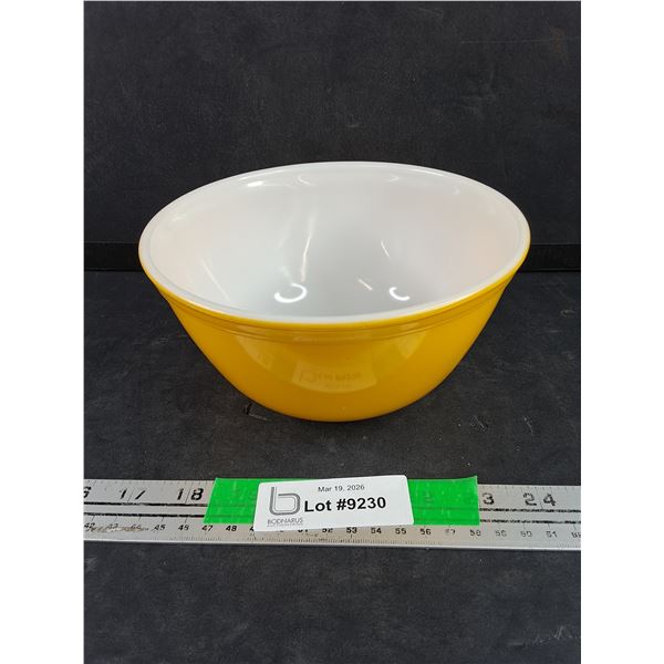 PYREX Milk Glass 7" Bowl