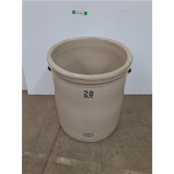 *Medalta Potteries Ltd. 20 Imperial Gallon Crock, Cannot Ship, Missing Handles