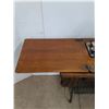 Image 4 : *Vintage Singer Sewing Machine Cabinet w/ Sewing Machine, 34" x 16" x 30", Cannot Ship, As Is